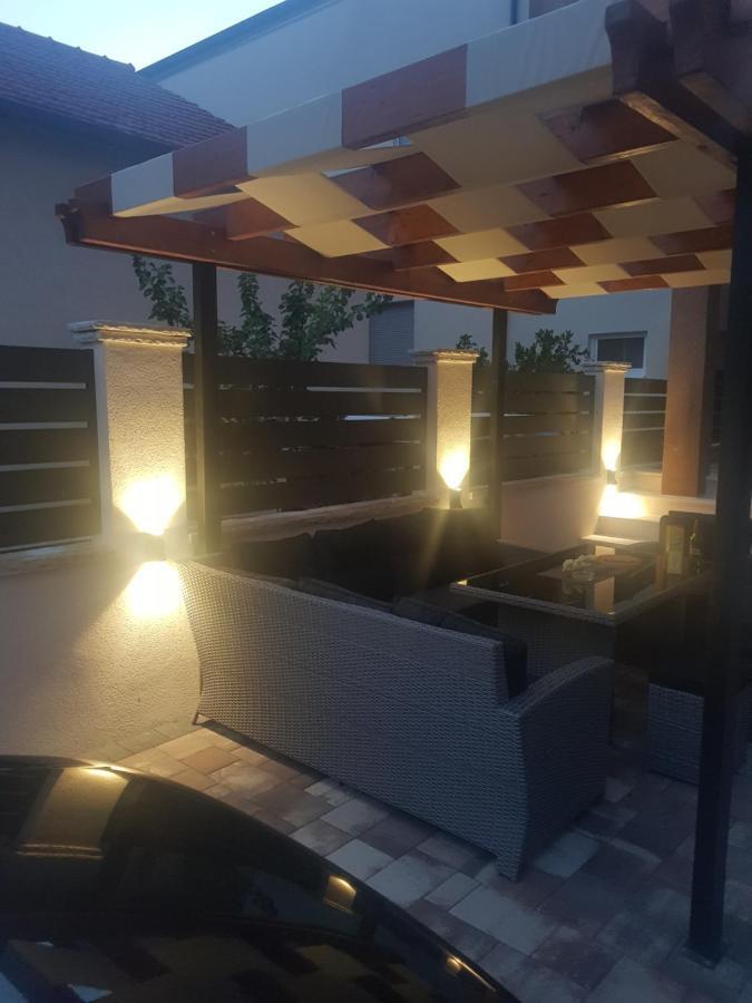 Shine Apartment ザダル エクステリア 写真